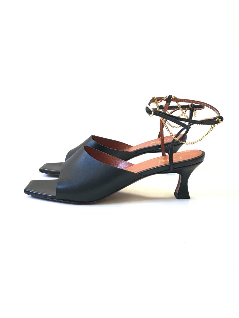 Manu Atelier Athena Chain Ankle Strap Sandals Heels Womens 39 9 Black Leather — image 8 of 8
